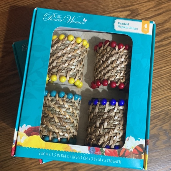 The Pioneer Woman Beaded Napkin Rings 8 piece 2 sets of 4 - Picture 11 of 13